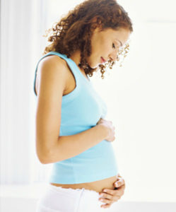 Первые шевеления плода при первой беременности